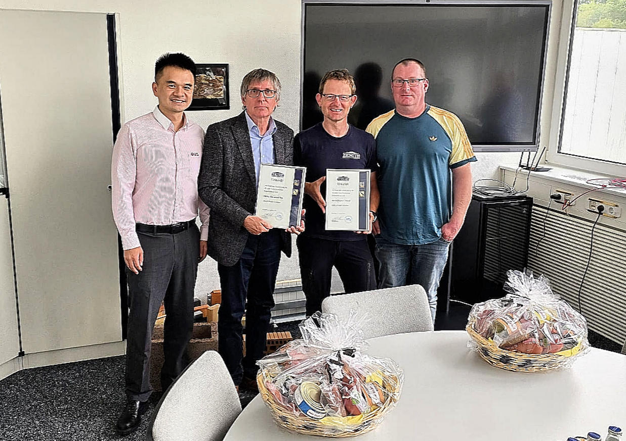 Manaova veloma amin'ny asa tanana fiaraha-miasa amin'ny fikirizana